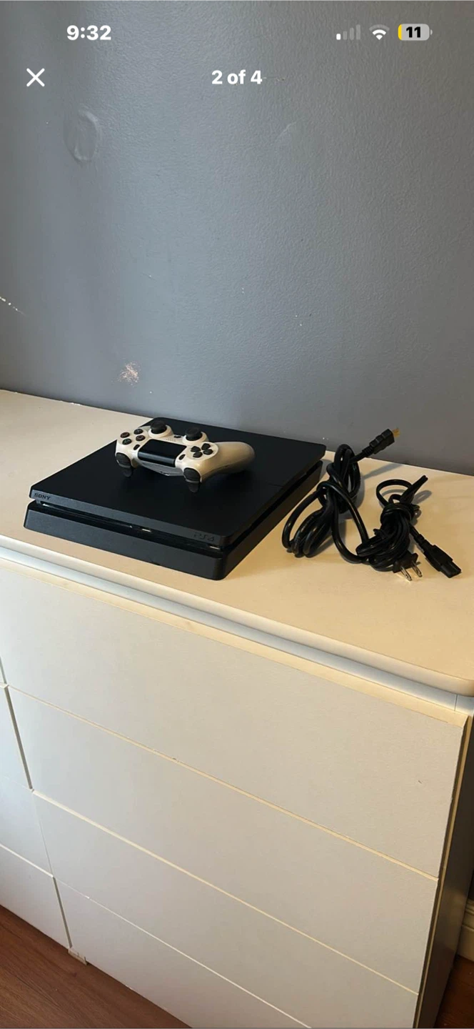 Sony PlayStation 4 Slim Console - photo 3