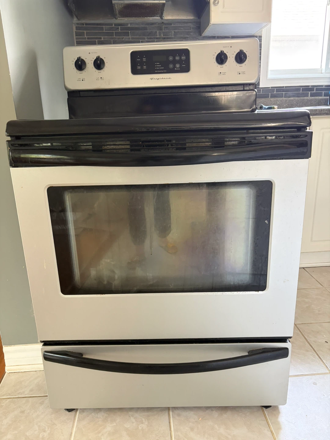 Kitchen Appliances - fridge, dishwasher, stove - photo 3
