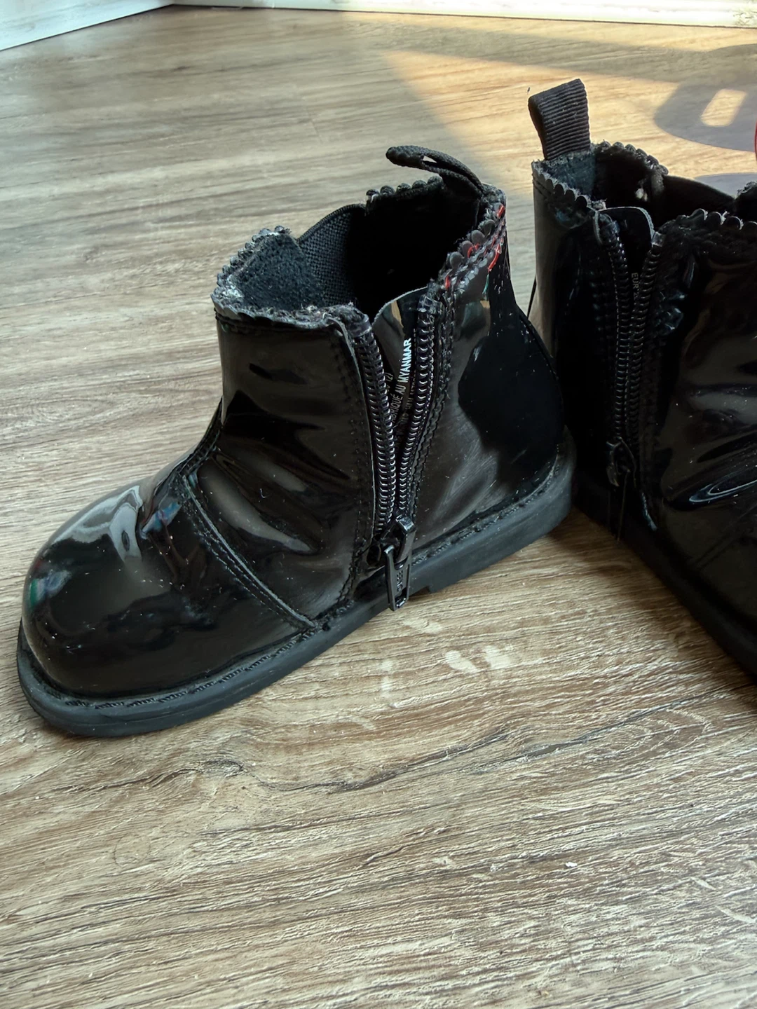 Set of 3 pairs of children's shoes - photo 2