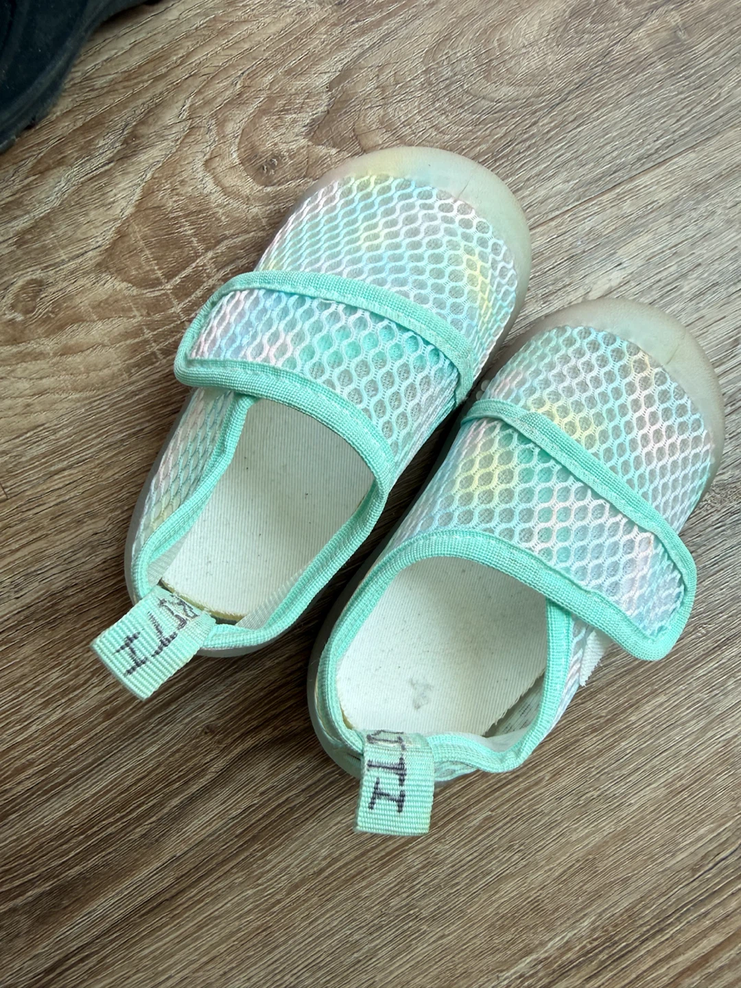 Set of 3 pairs of children's shoes - photo 3