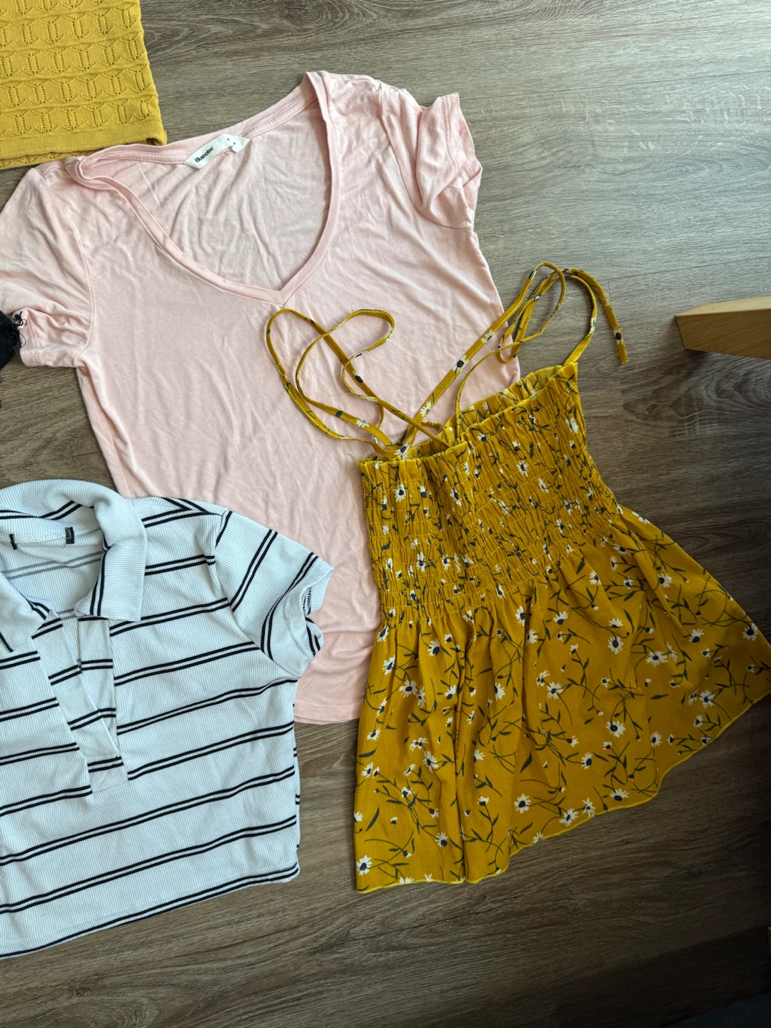 Assorted Women's Summer Tops - photo 4