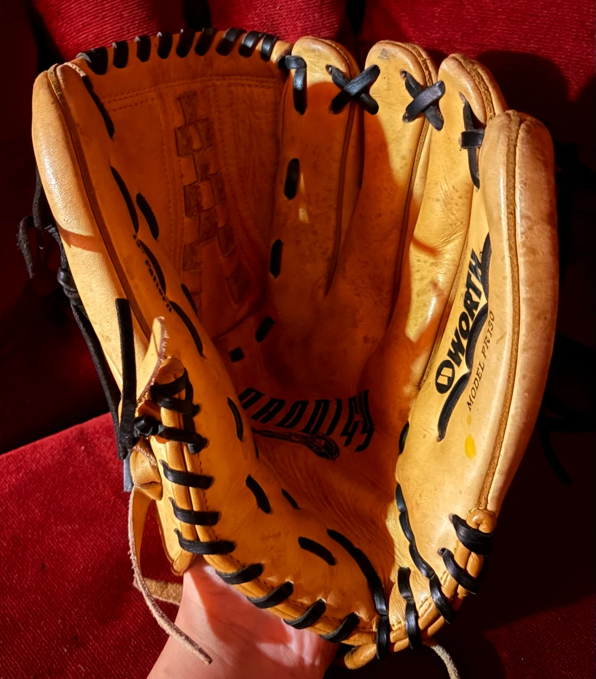 Worth Prodigy PR130 Baseball Glove