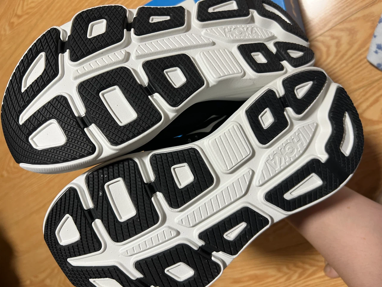 Hoka Women's Bondi 9 Running Shoes - photo 4