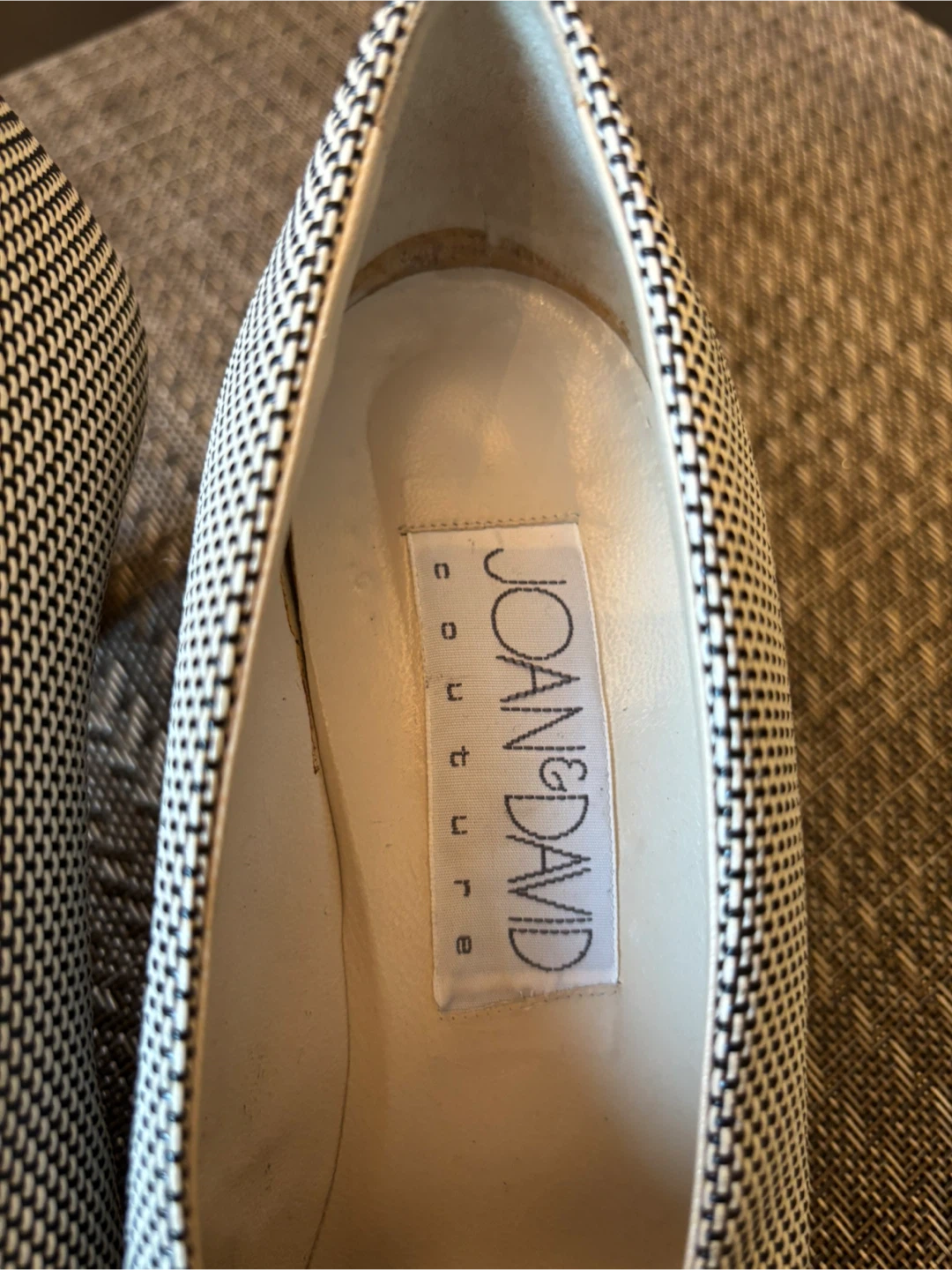 Joan & David size 8.5 Couture Pumps - photo 2