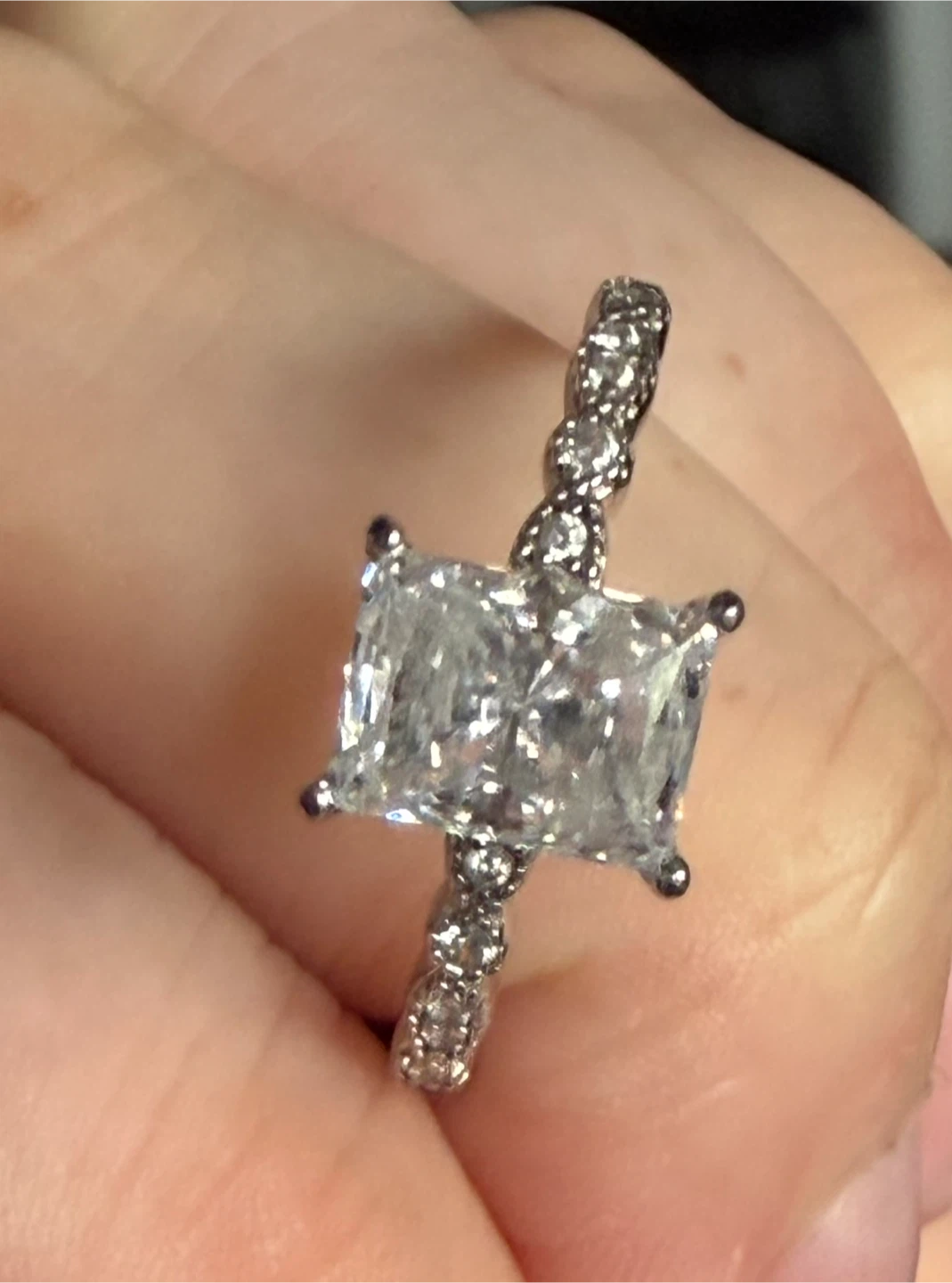2Ct Engagement Ring, 925 Sterling Silver and Pure Moissanite