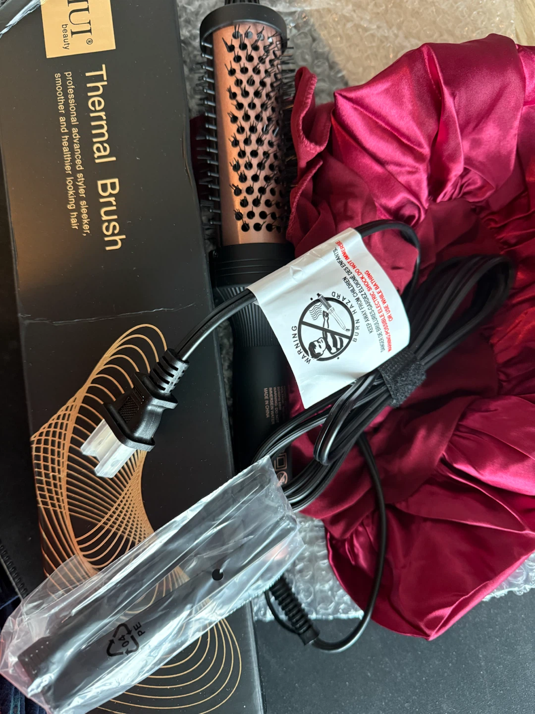 IUI Beauty Thermal Brush