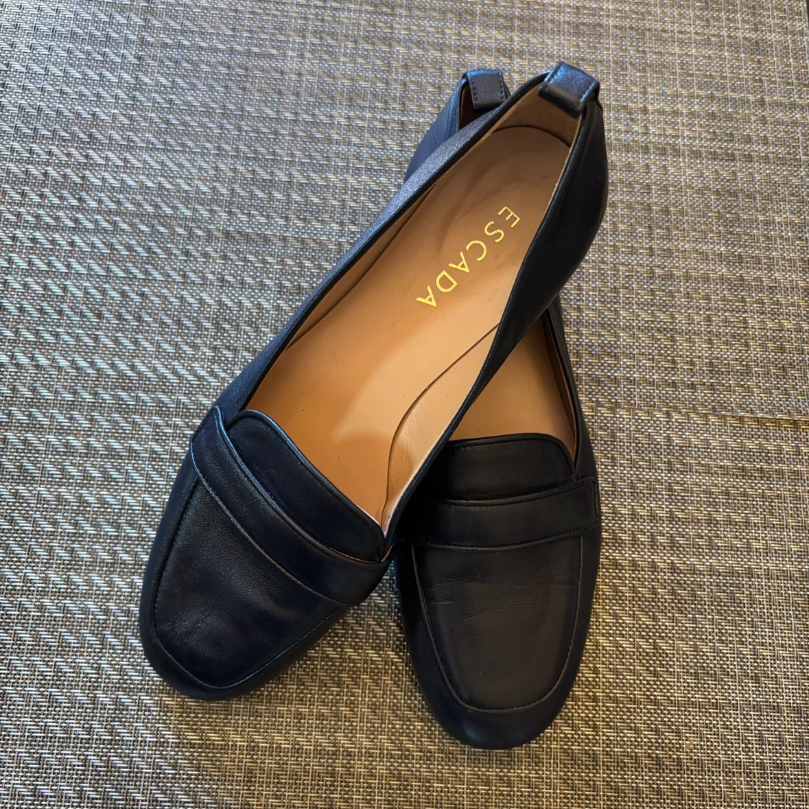 Escada Navy Blue size 39 Leather Loafers