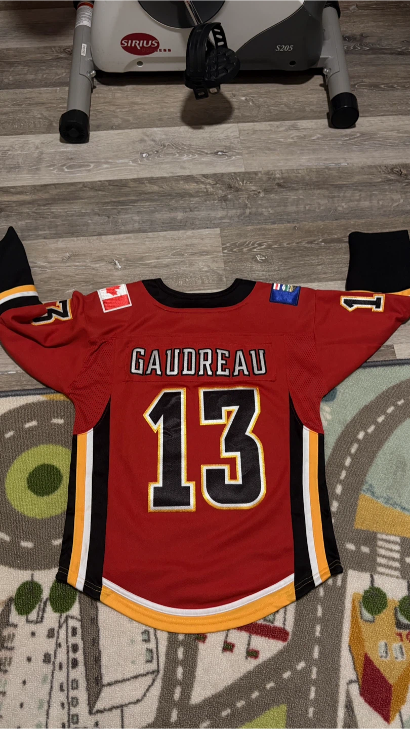 Calgary Flames Gaudreau Youth Jersey - photo 2