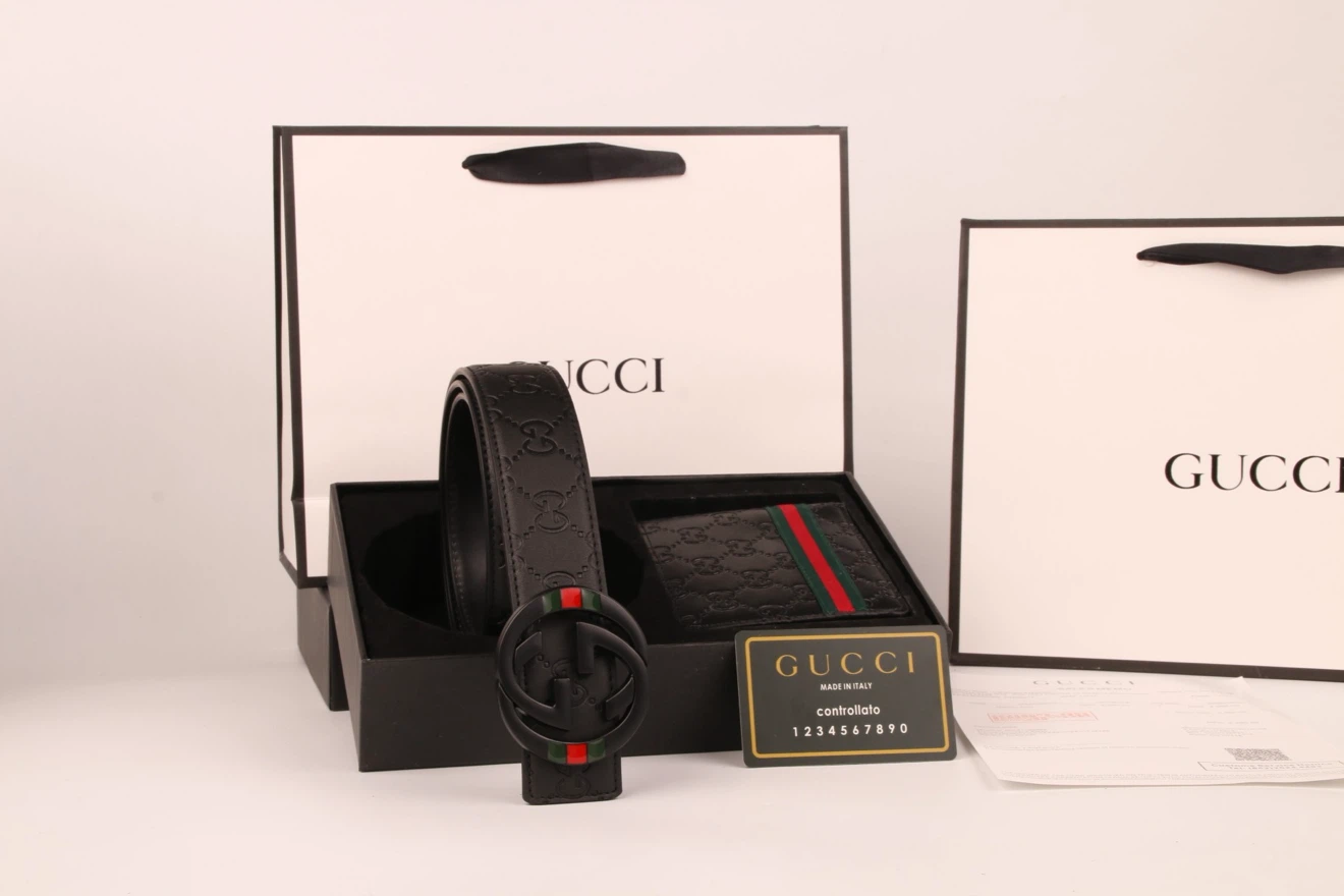Gucci Black Leather Belt and Wallet Gift Set