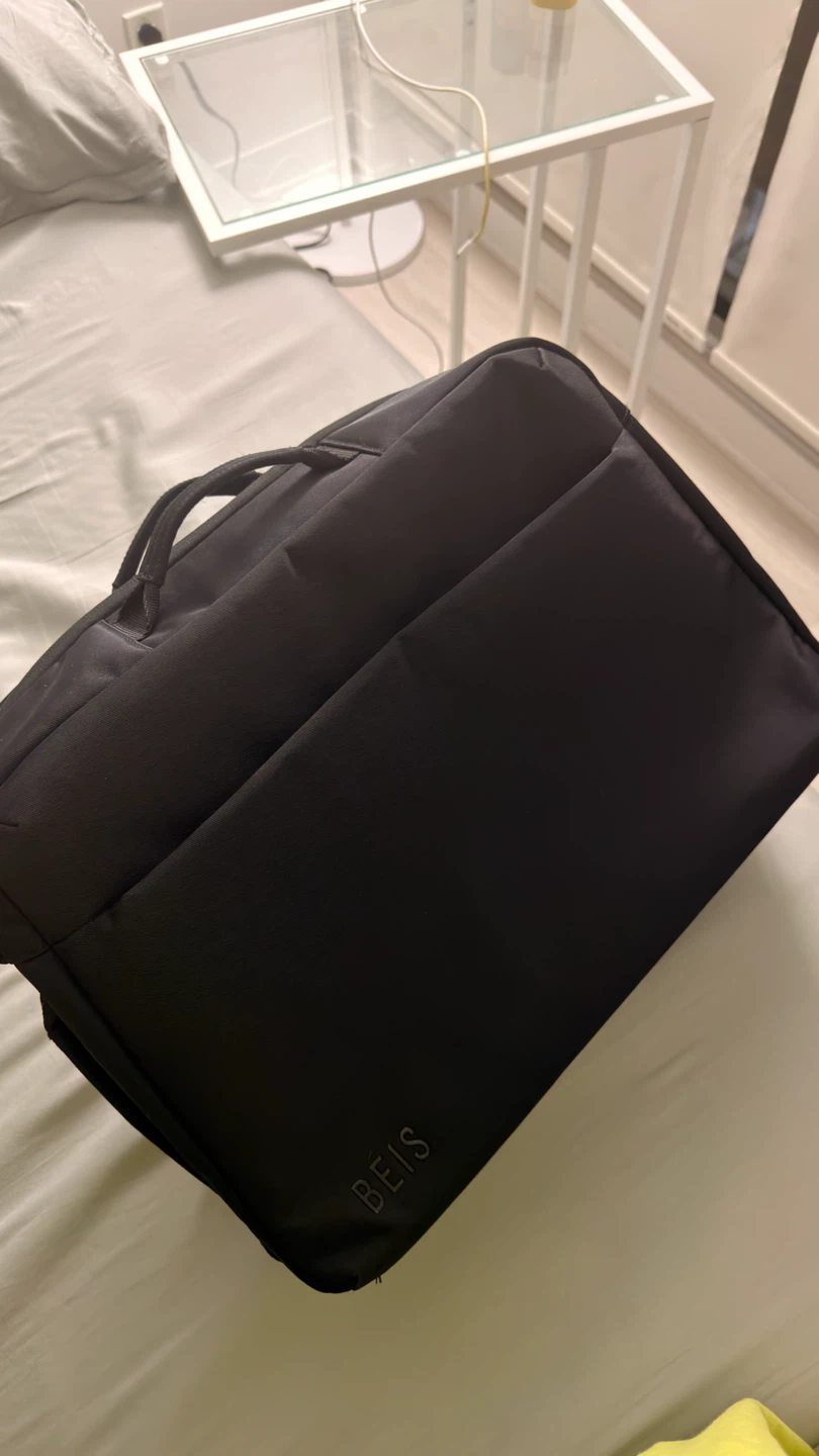 BEIS The Ultimate Travel Duffle in Black