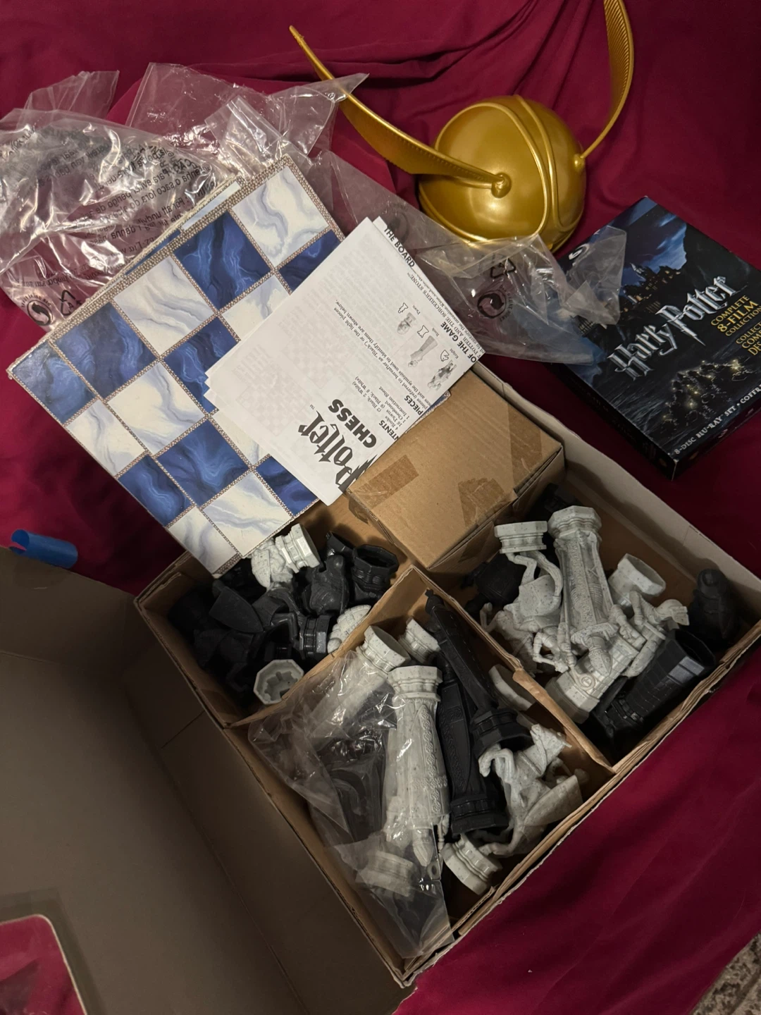 Harry Potter Chess Set and 8-Film Blu-ray Collection - photo 2