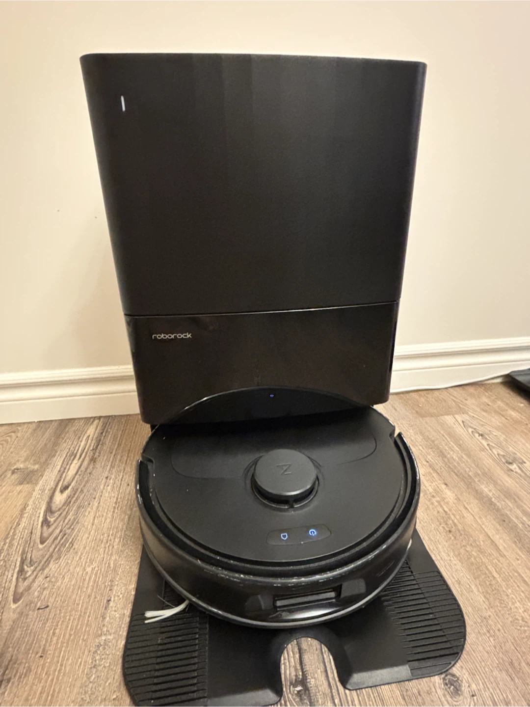 Roborock S7 MaxV Ultra Robot Vacuum and Mop