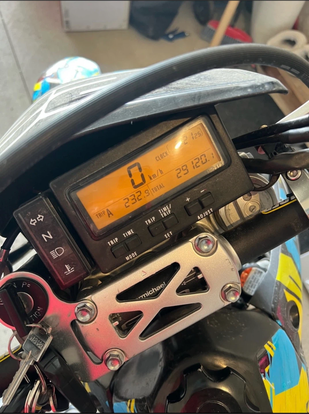 Suzuki DR-Z motorcycle - photo 5