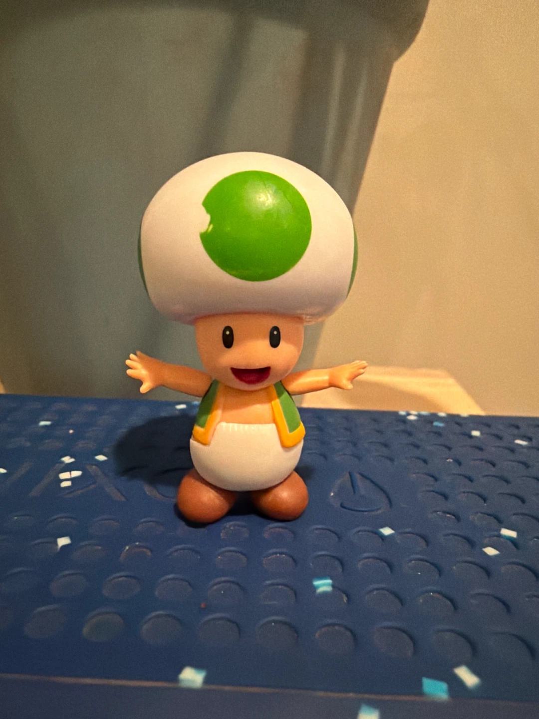 Nintendo Toad Figure Green Mushroom