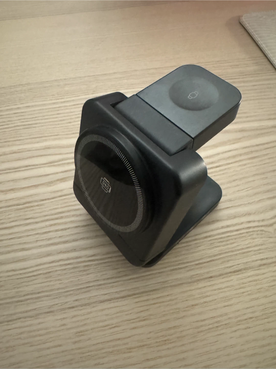 3-in-1 Foldable Wireless Charging Station
