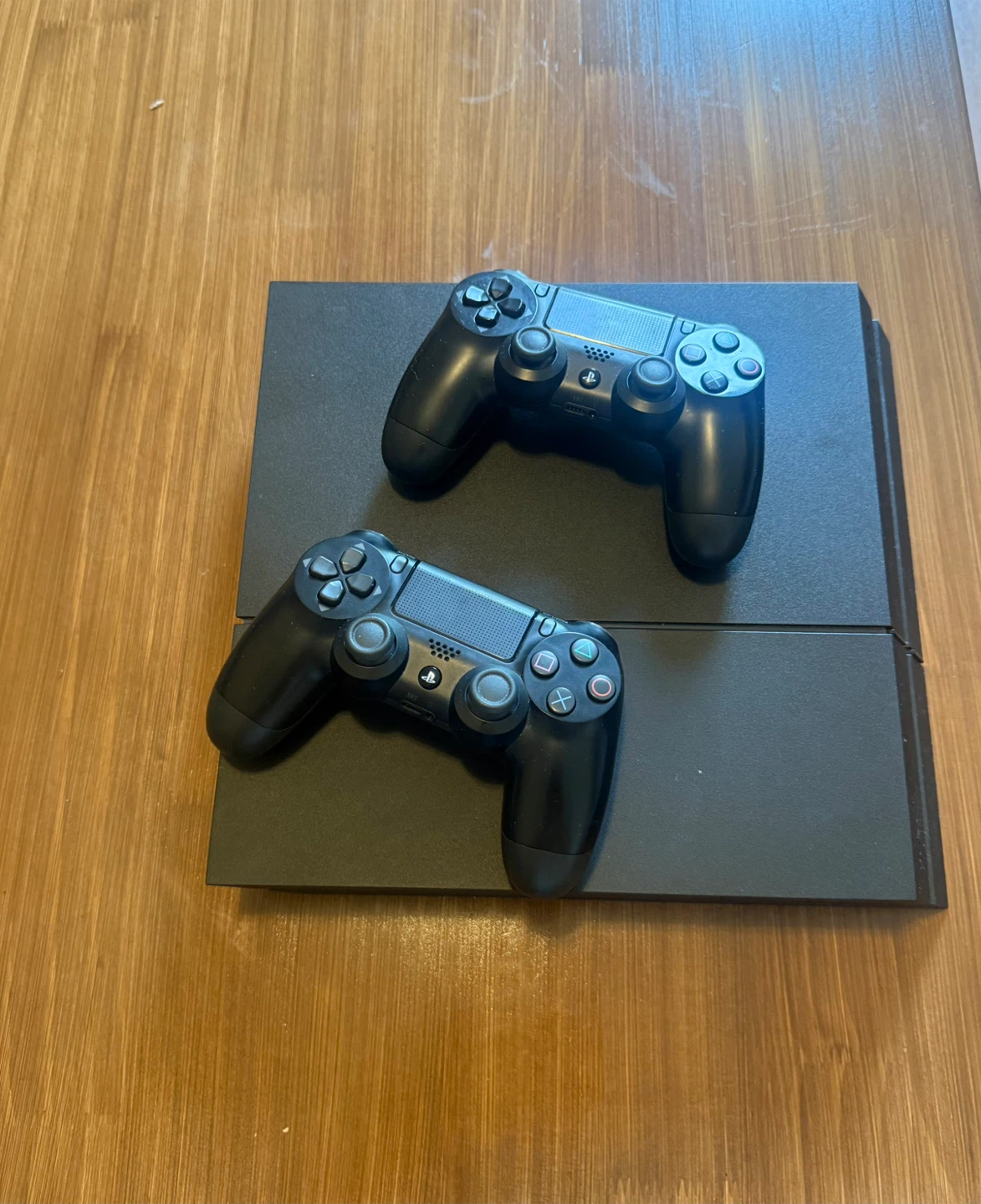🎮 PS4 Bundle – 2 Controllers + 17 Games – $240 OBO - photo 2