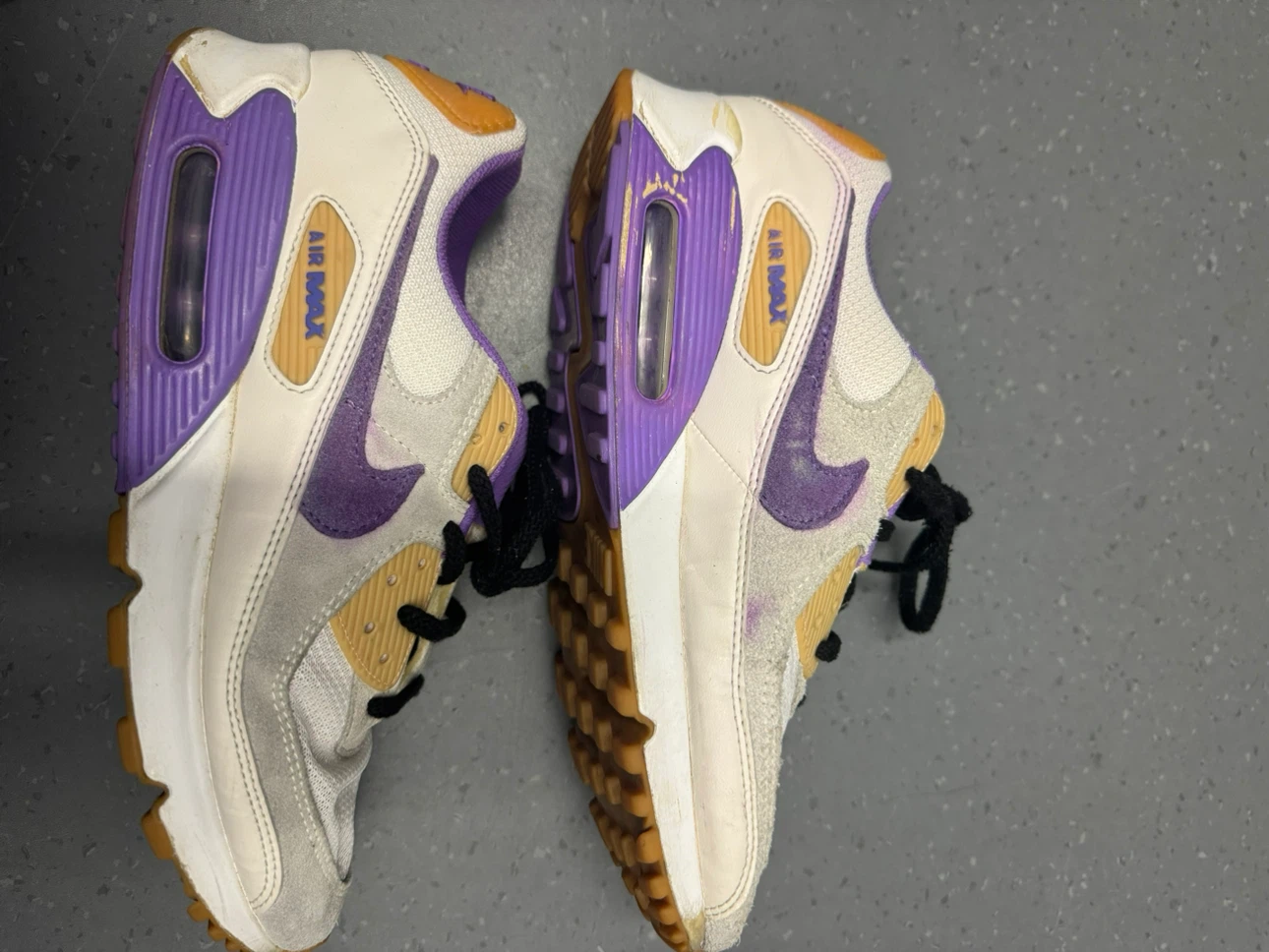 Nike Air Max 90 Sneakers Size 9.5 - photo 2