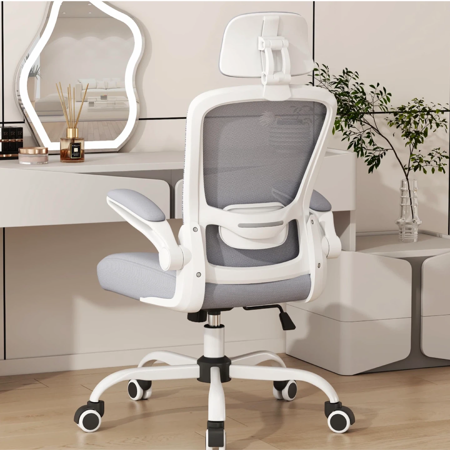 Ergonomic Office Chair with Adjustable Lumbar and Headrest