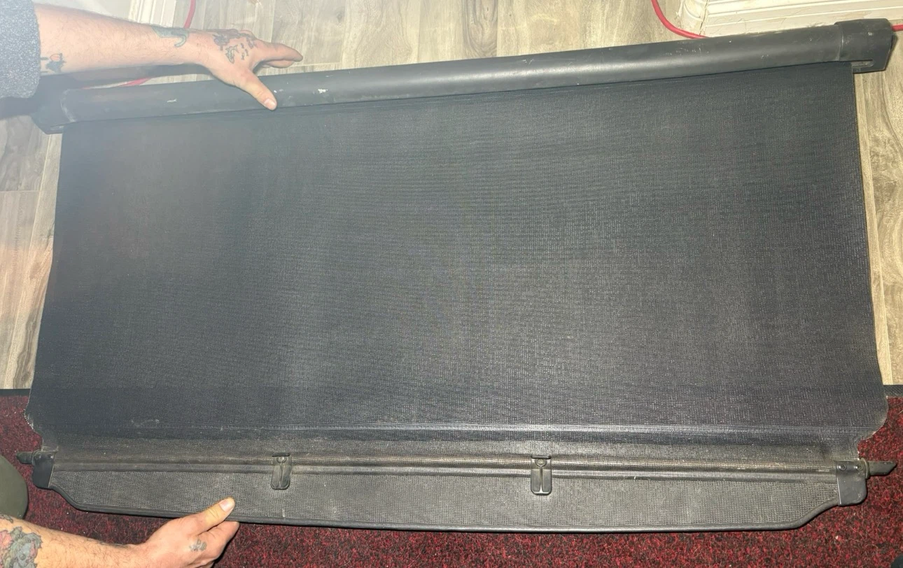 02-04 jeep liberty Cargo Tonneau Cover
