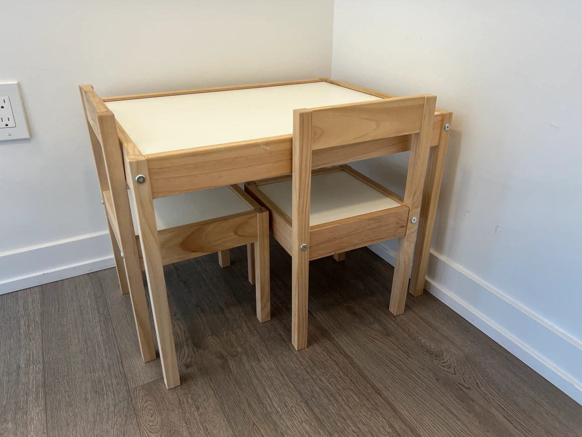 Children's table