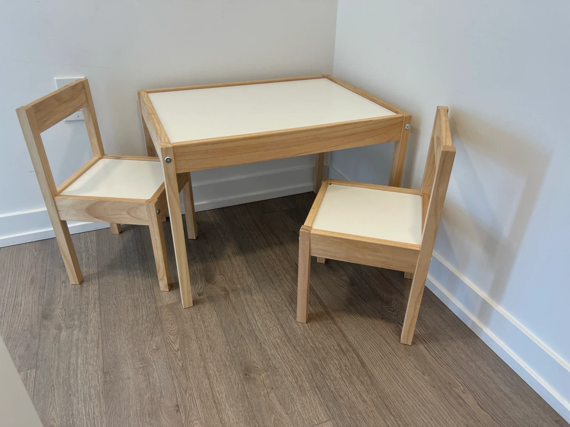 Children's table - photo 2