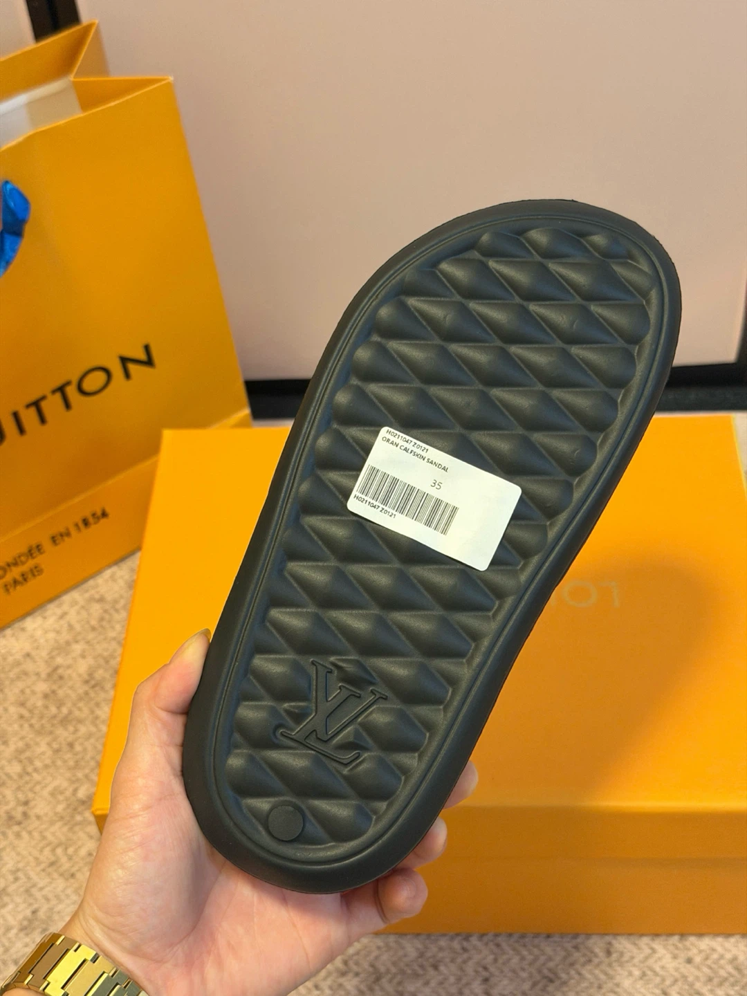 Louis Vuitton Black Calfskin Sandals Size 35 - photo 5