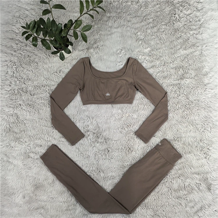 Alo Yoga Ribbed Long Sleeve Top and Leggings Set - photo 3