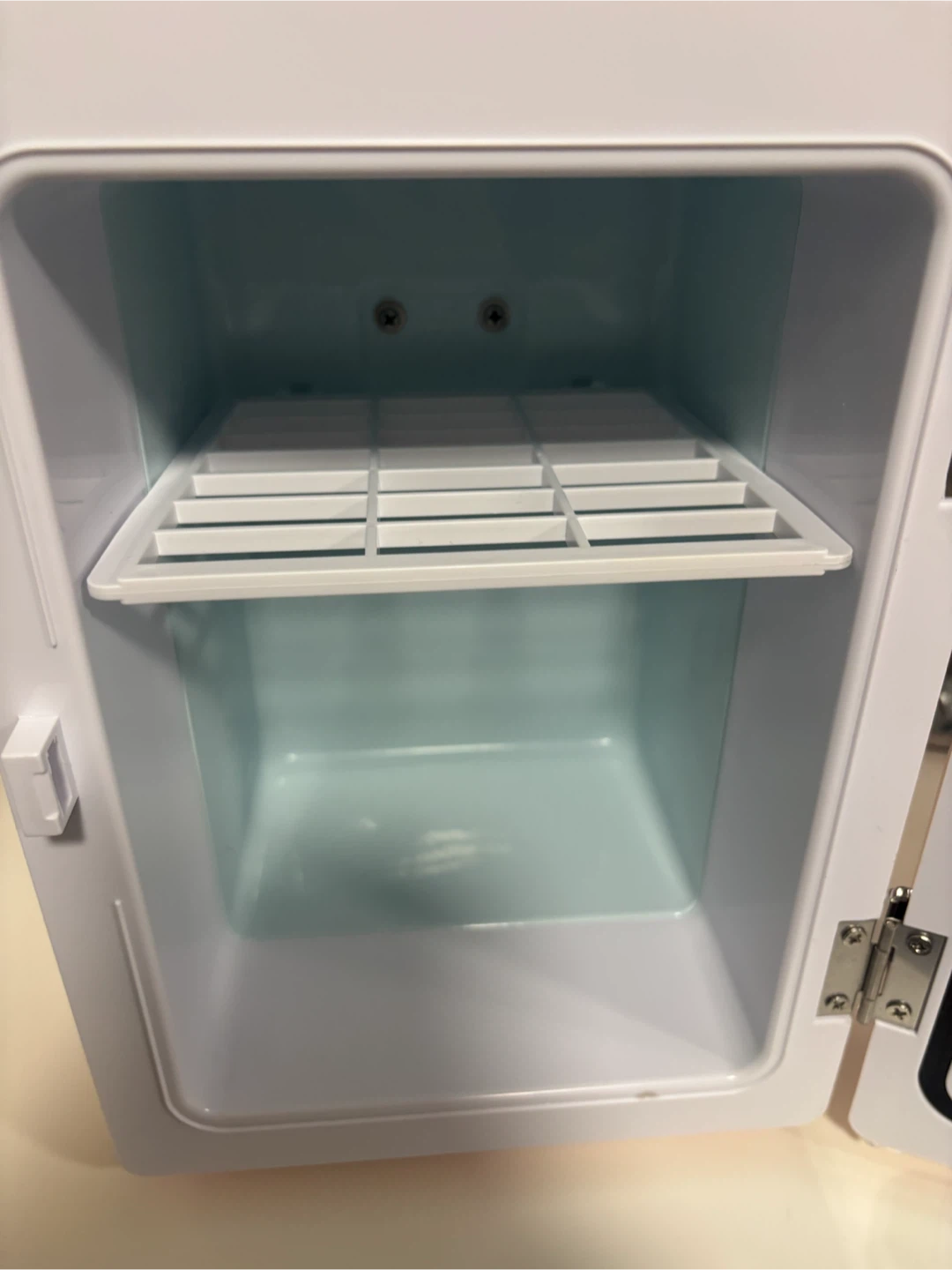 Portable mini fridge - photo 4