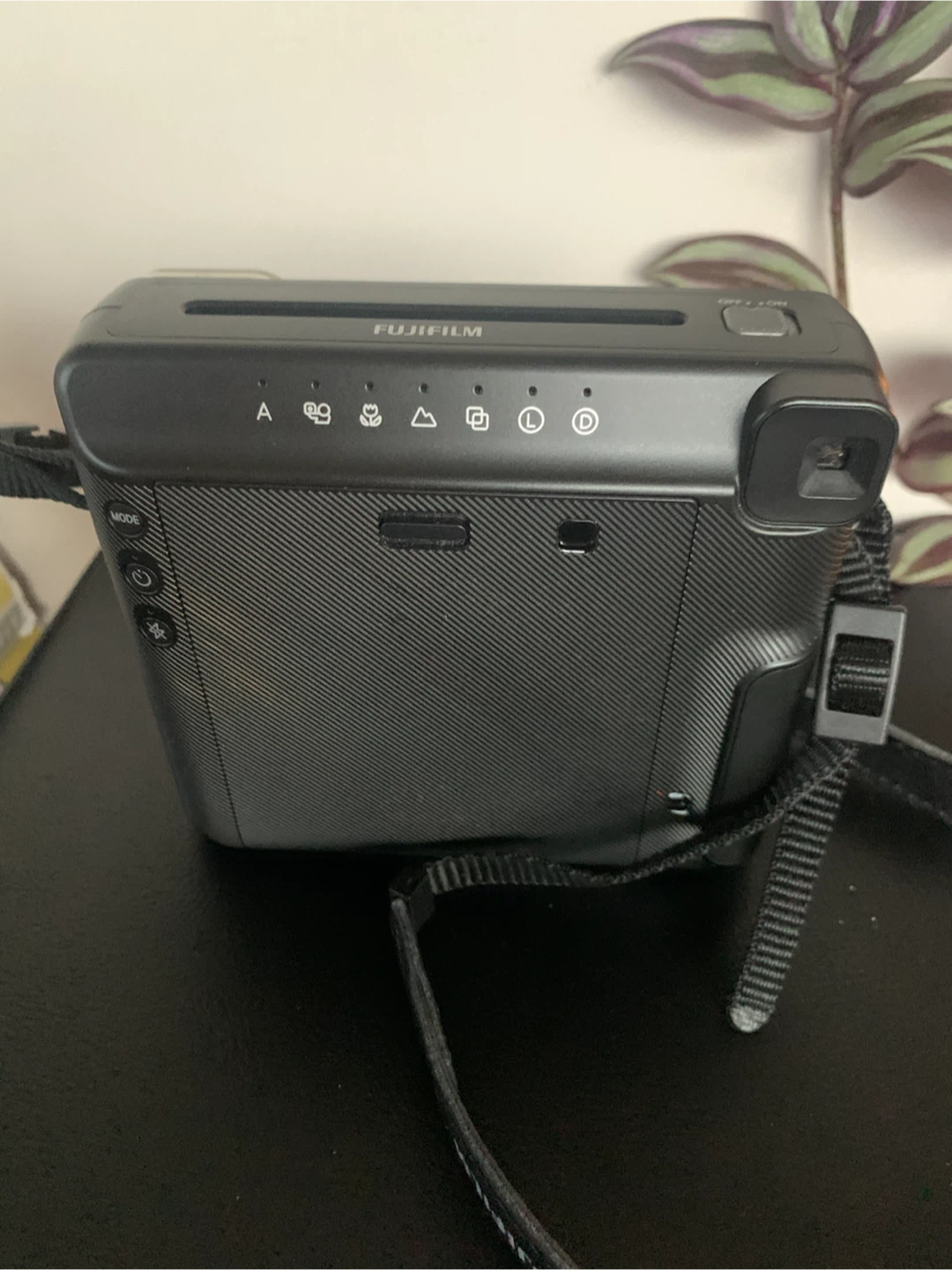 Fujifilm Instax Square SQ6 Instant Camera - photo 2