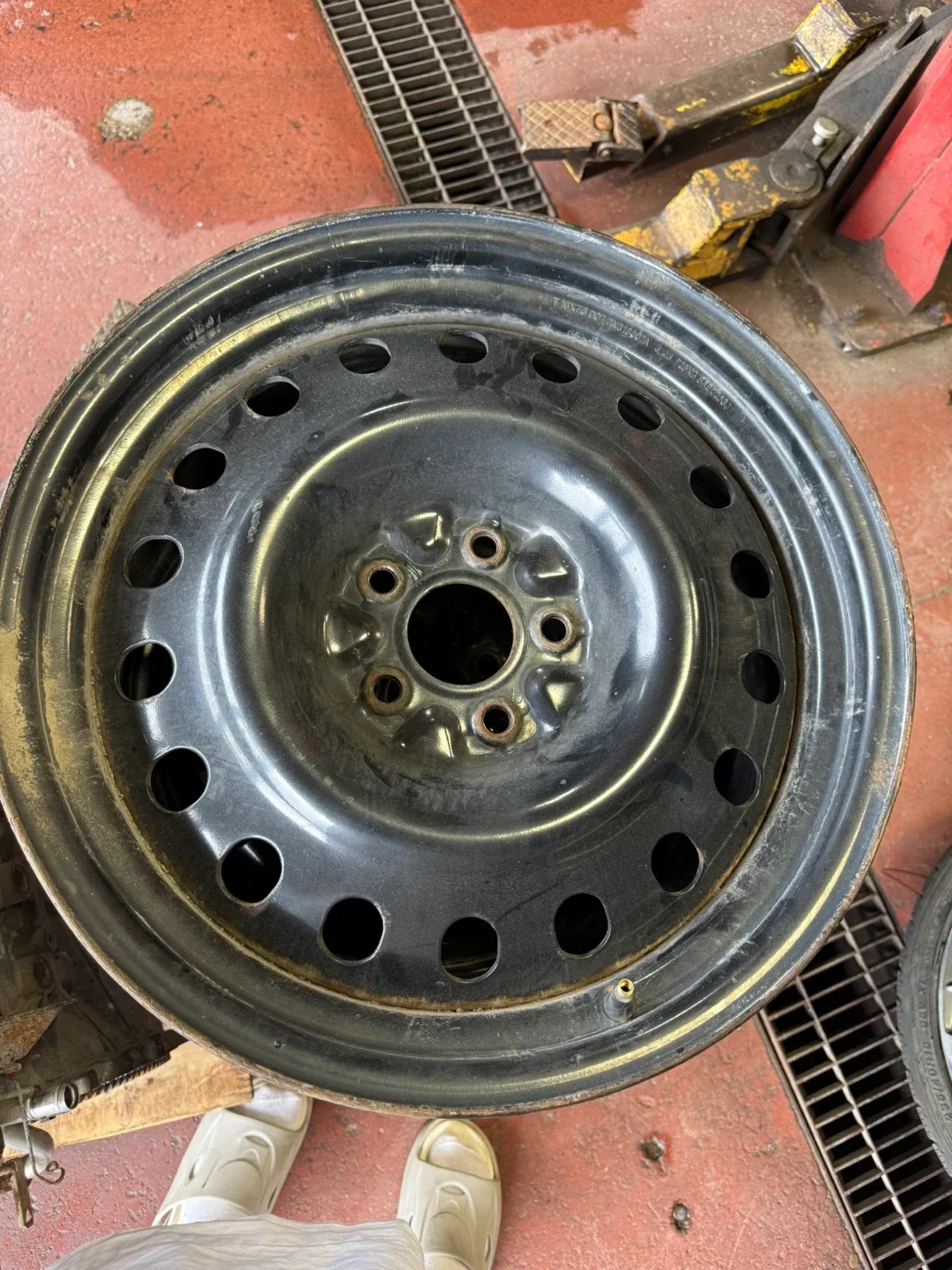 Set of 4 RNR 18x7.5 Steel Wheels - photo 2