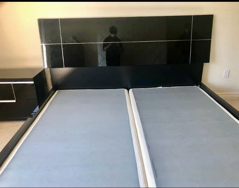 Modern High Gloss King Bed Frame with  2 Nightstand + Dresser - photo 4
