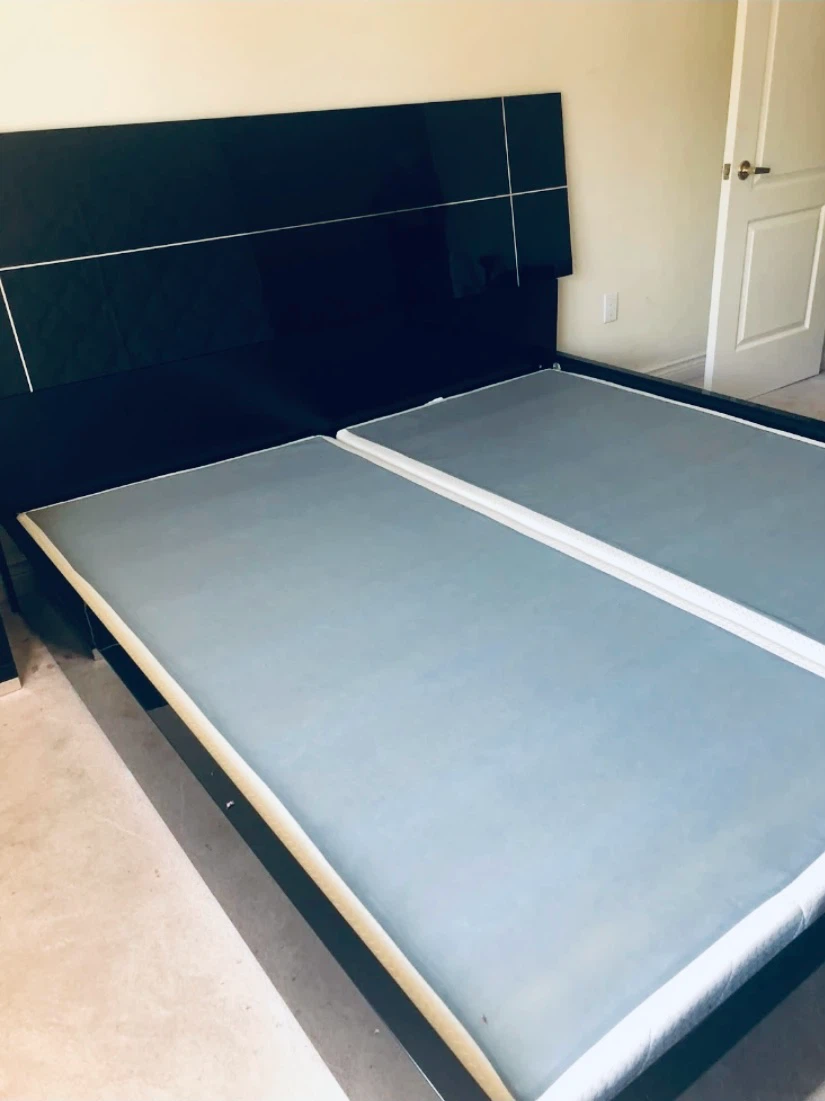 Modern High Gloss King Bed Frame with  2 Nightstand + Dresser - photo 5