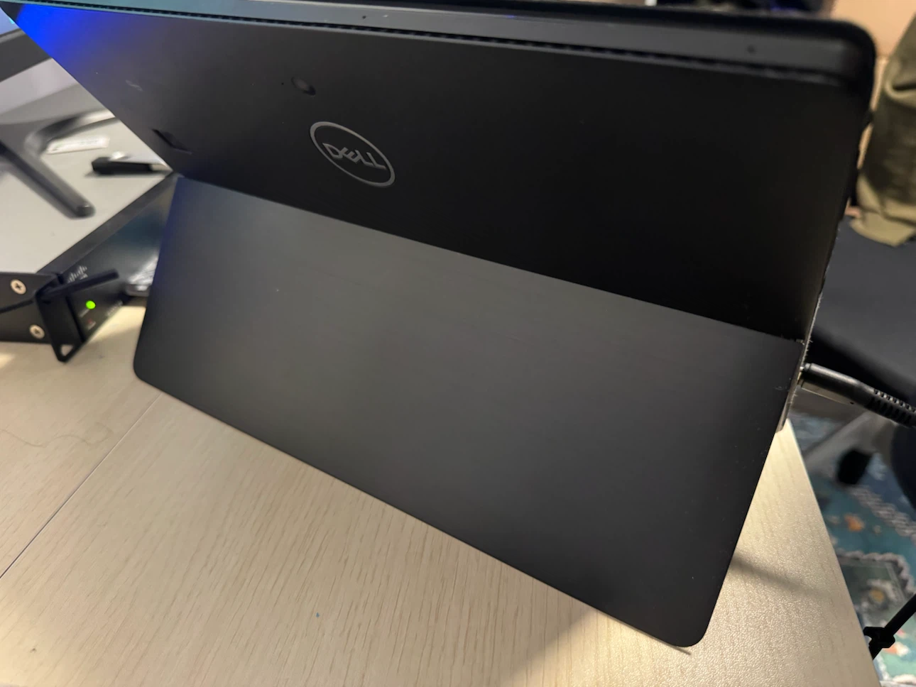 Dell Latitude 2-in-1 Tablet Laptop 16GB RAM 256 SSD - photo 3