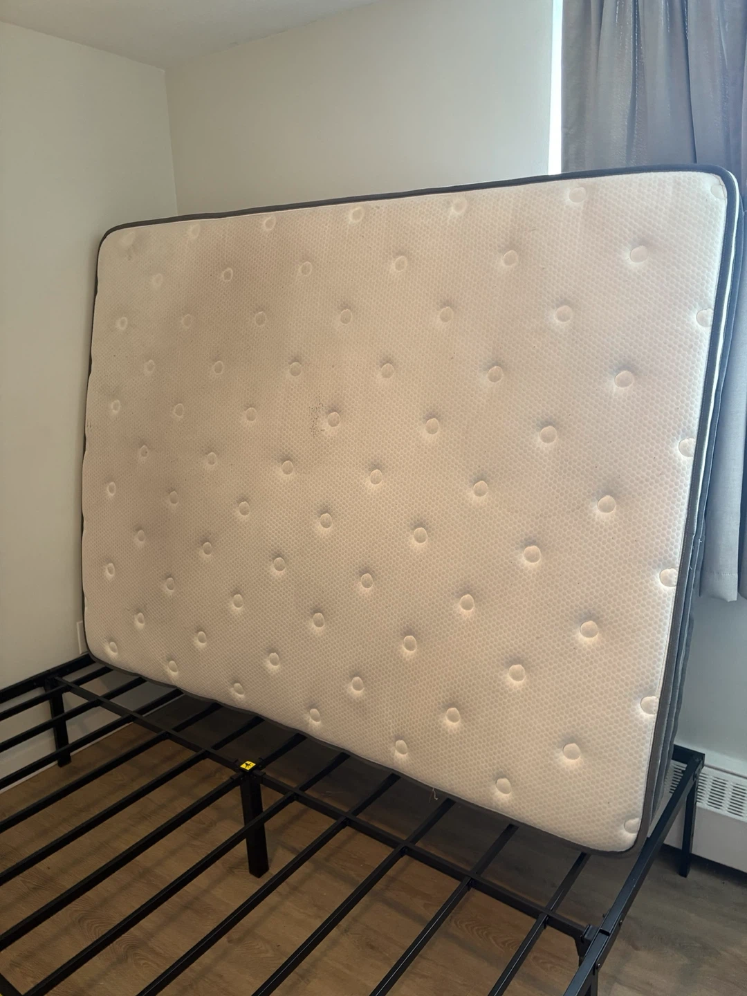12 Inch Queen Gel Memory Foam & Pocket Coil Hybrid Mattress