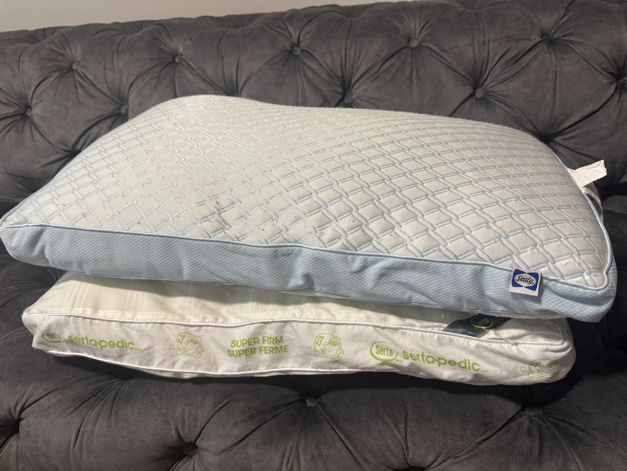 Queen Bed Frame + Mattress + free Pillows and comforters - photo 3