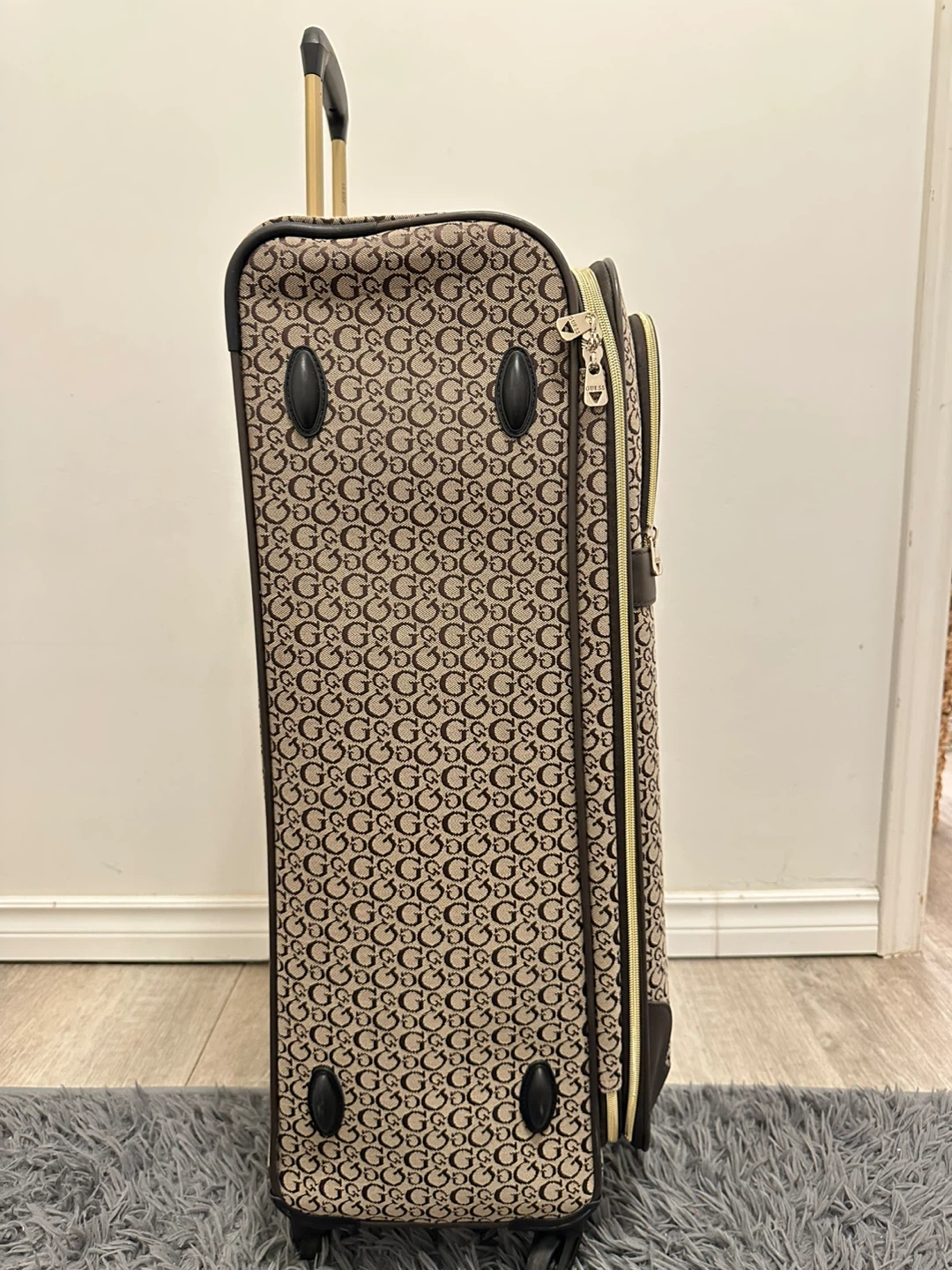 Guess Luggage large size - photo 4