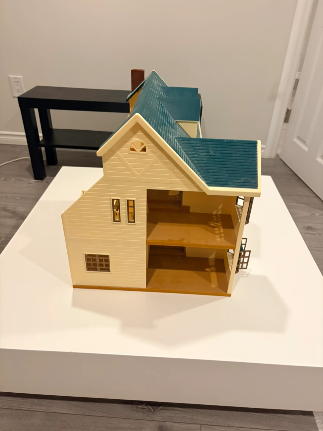 Calico Critters Dollhouse - photo 2