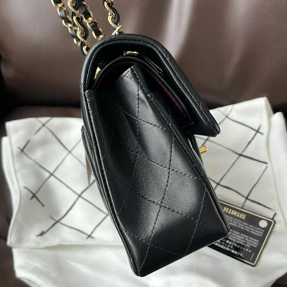 Chanel Classic Flap Bag - photo 3