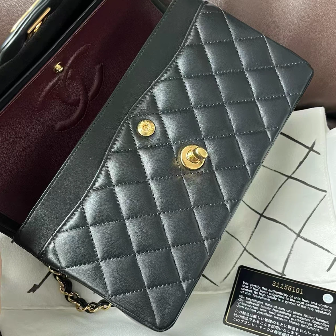 Chanel Classic Flap Bag - photo 5