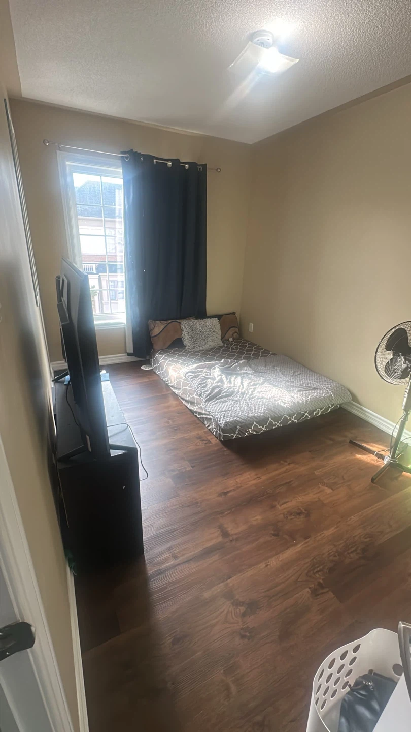 Room for rent - photo 2