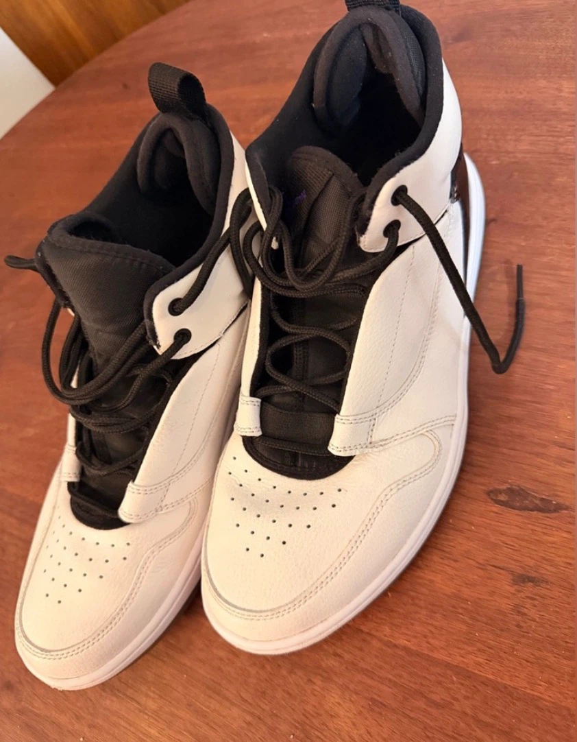 Jordan White and Black Basketball Shoes - photo 3