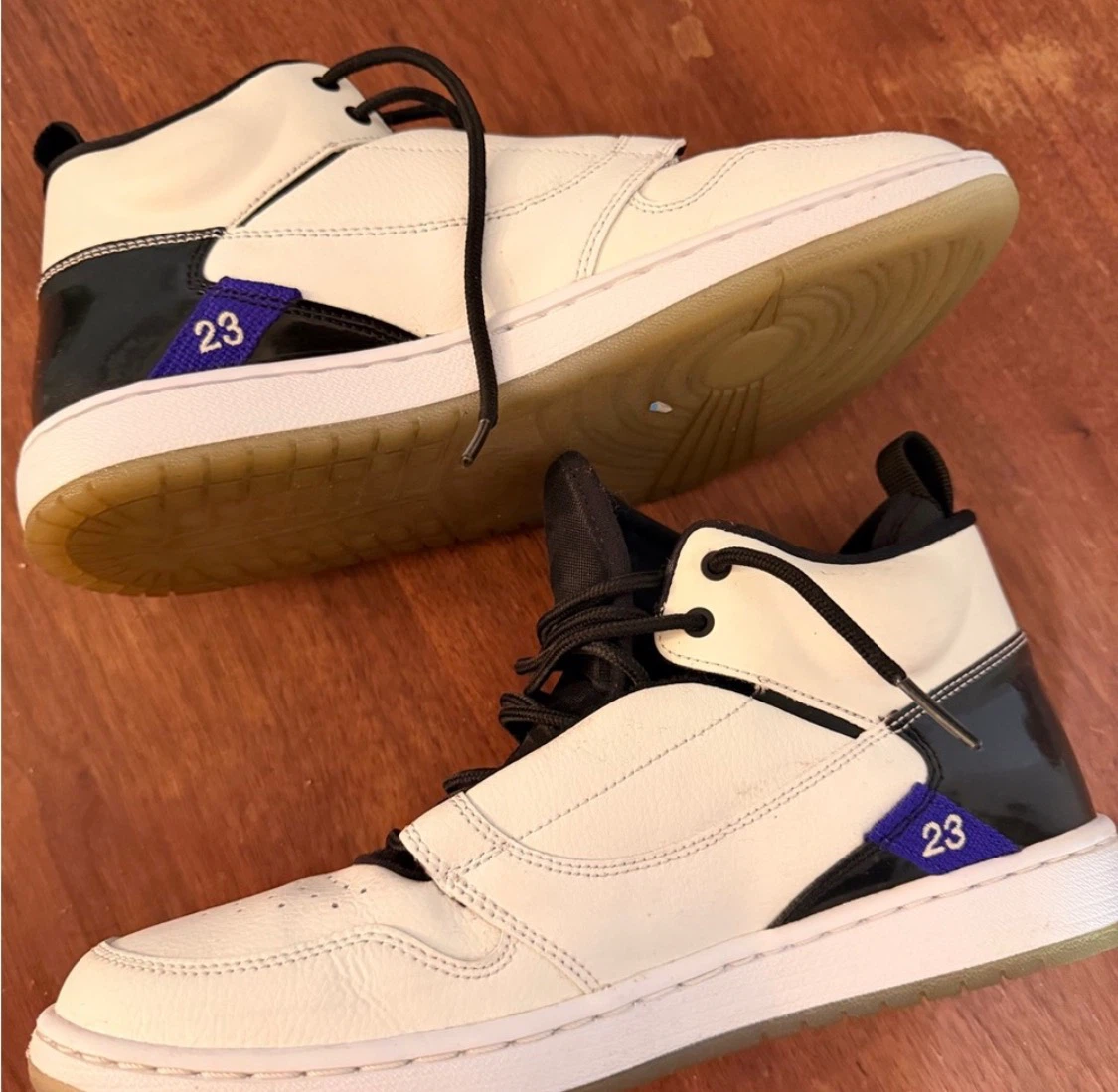 Jordan White and Black Basketball Shoes - photo 4