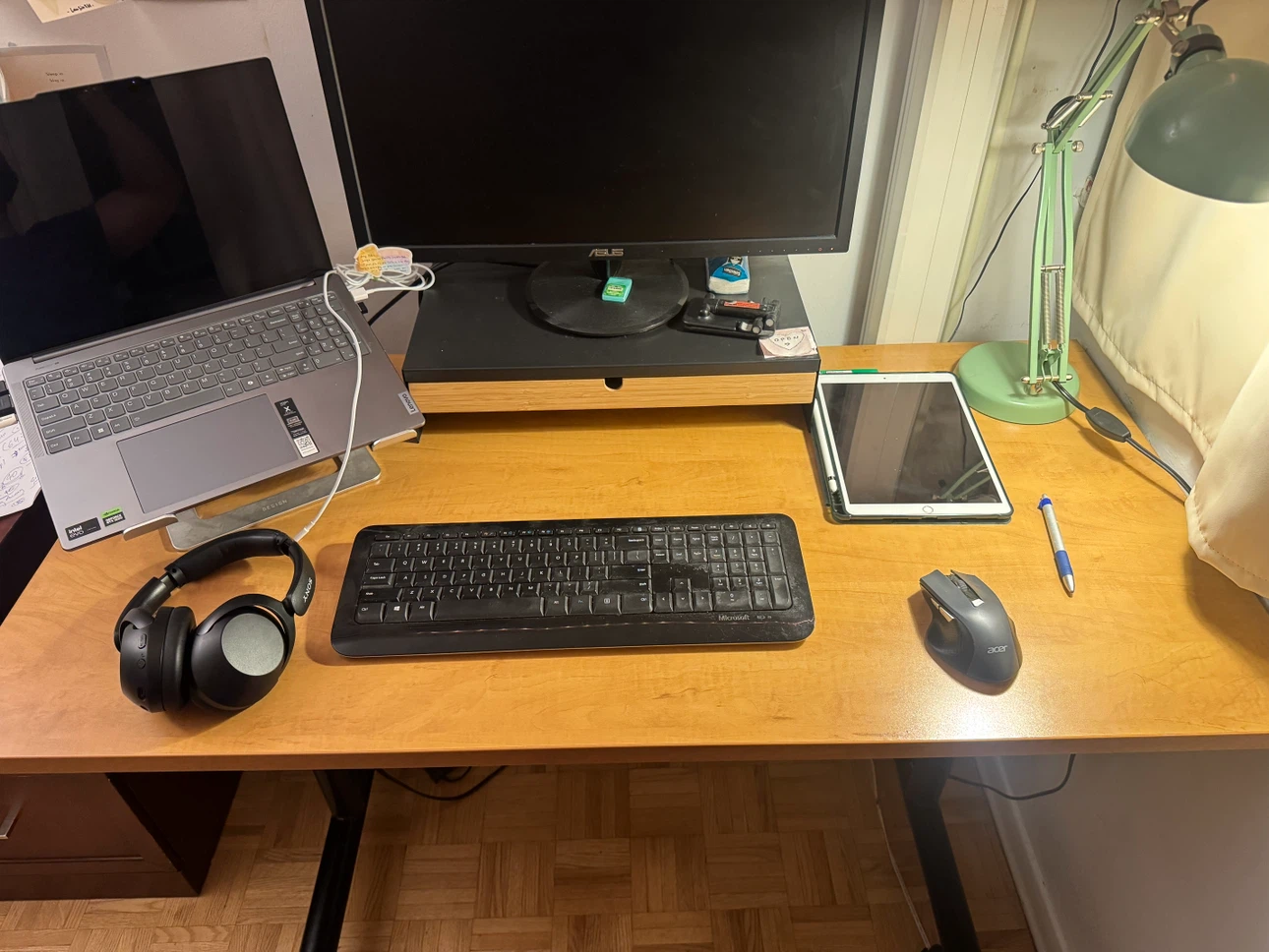 Spacious 4ft Office Desk on Wheels – Excellent Condition - photo 2