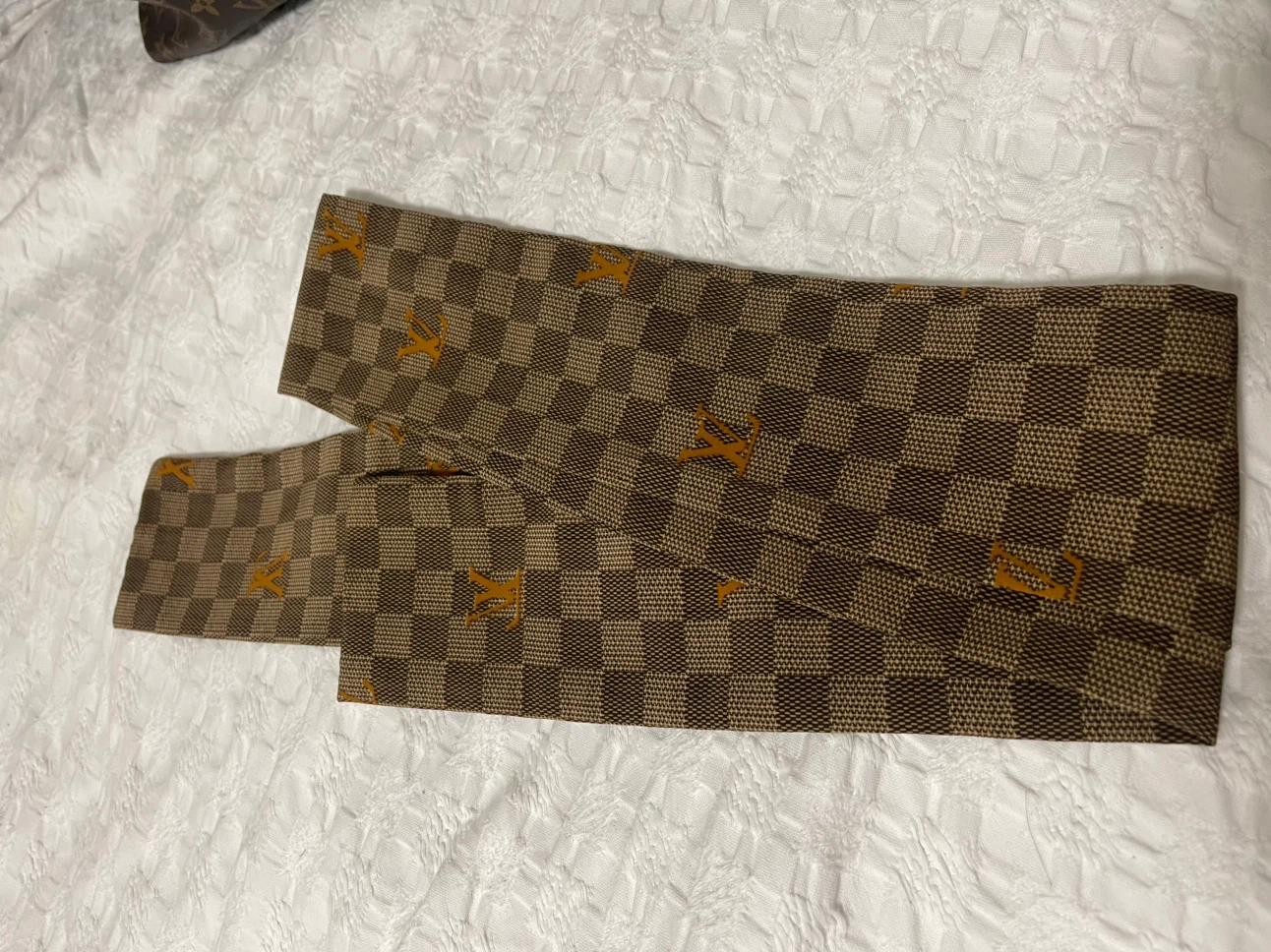 Louis Vuitton Damier Ebene Twilly Scarf