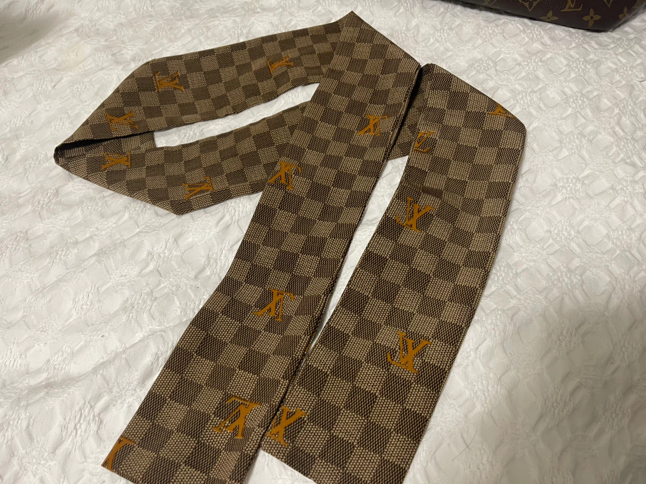 Louis Vuitton Damier Ebene Twilly Scarf - photo 2