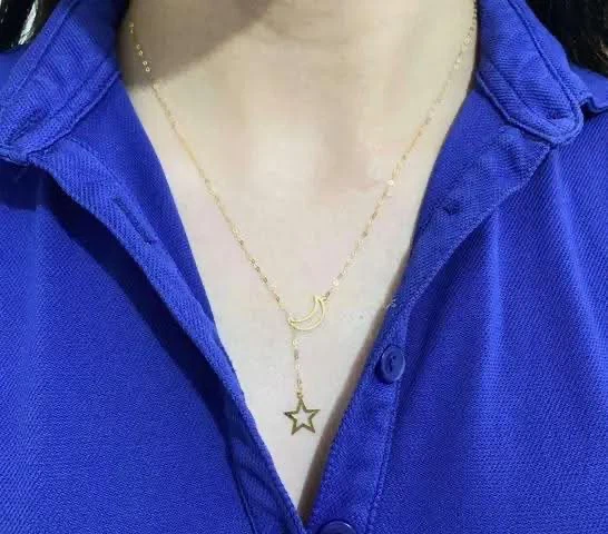 18K lightweight Gold Moon and Star Necklace - photo 3