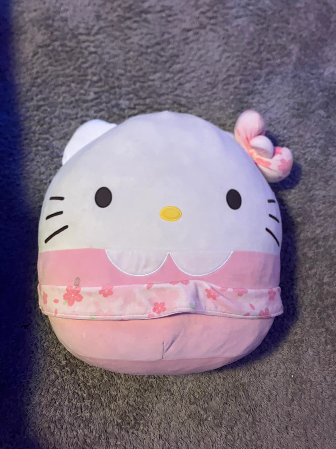 Hello Kitty Squishmallow