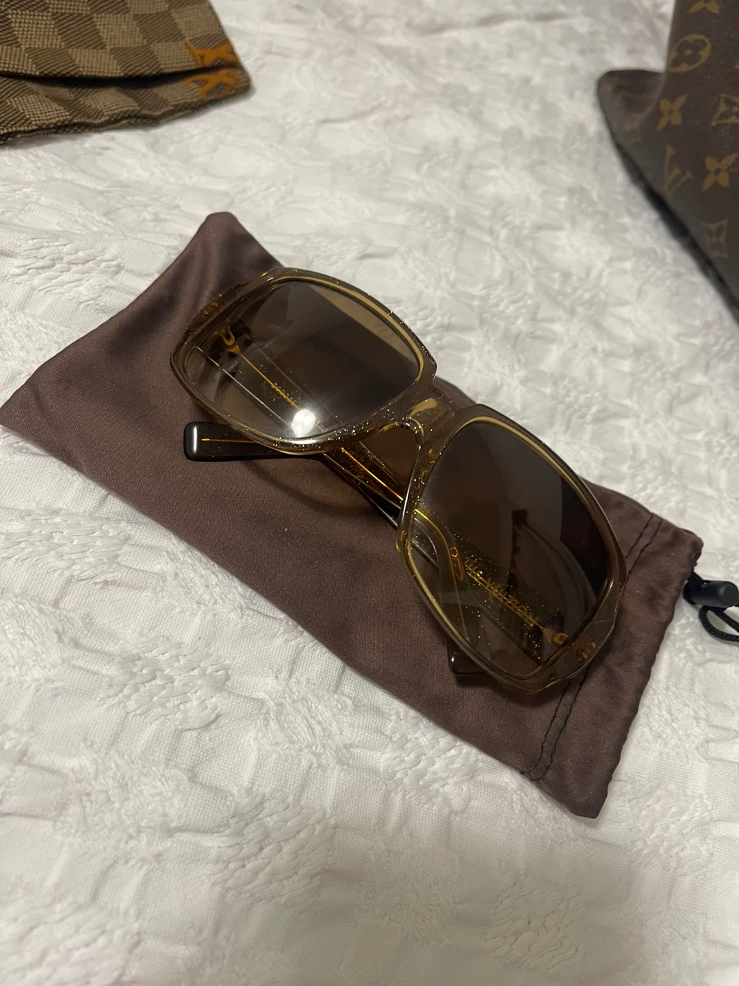 Louis Vuitton Sunglasses Brown(Authentic)