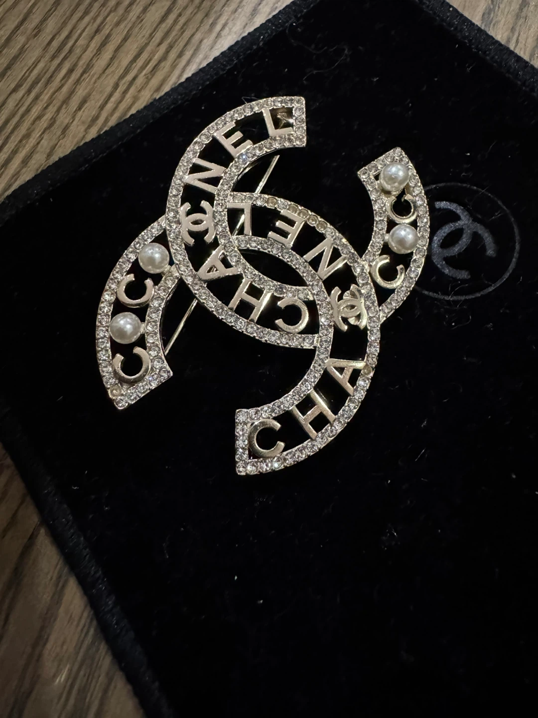 Chanel CC Logo Rhinestone and Pearl Brooch - photo 2