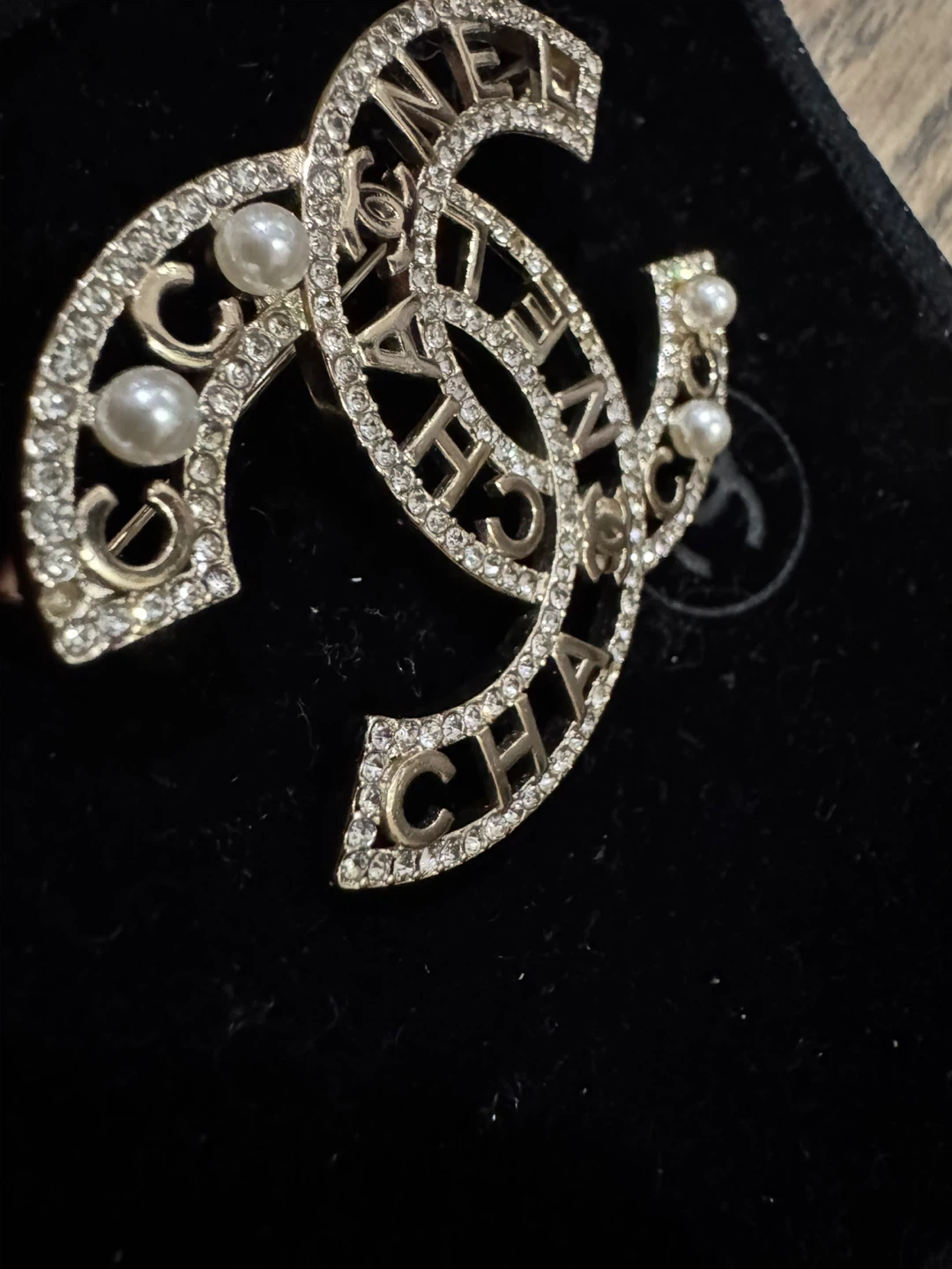 Chanel CC Logo Rhinestone and Pearl Brooch - photo 3
